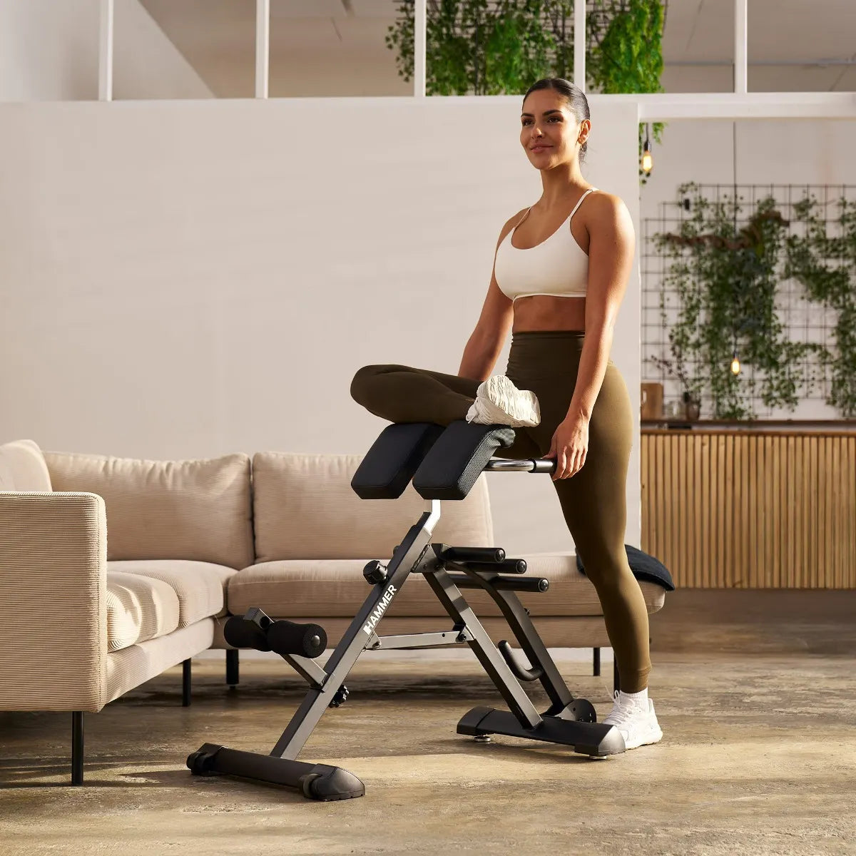 Antrenor pentru spate si abdomen Hammer Tricon Flex