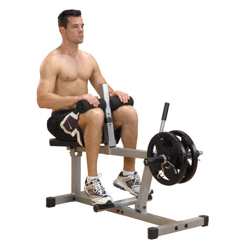 Body-Solid Powerline Ridicare gambe din pozitie sezand - PSC43X